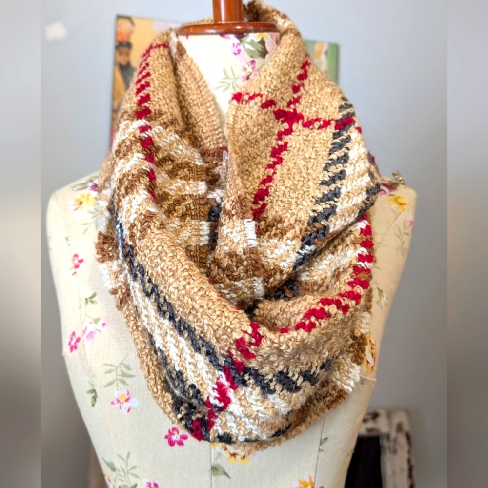 v‎ Fraas Eternity Scarf